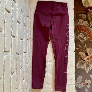 Reflective Lululemon Wunder Under Yoga Pants